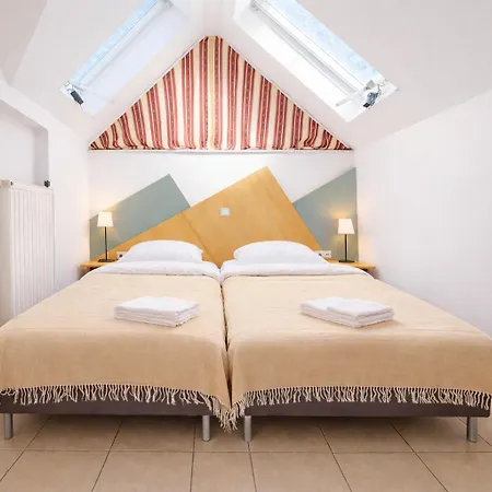 Airport Messe Casa