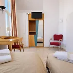 Apartamento Airport Messe Casa
