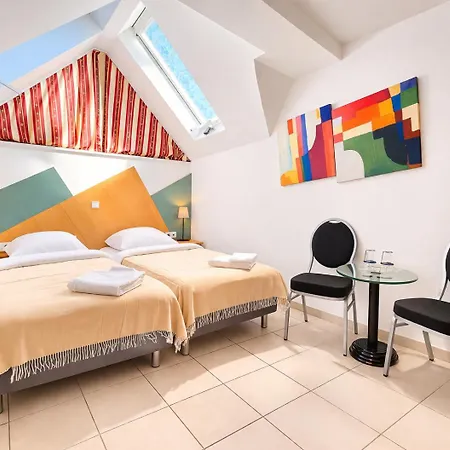 Airport Messe Casa