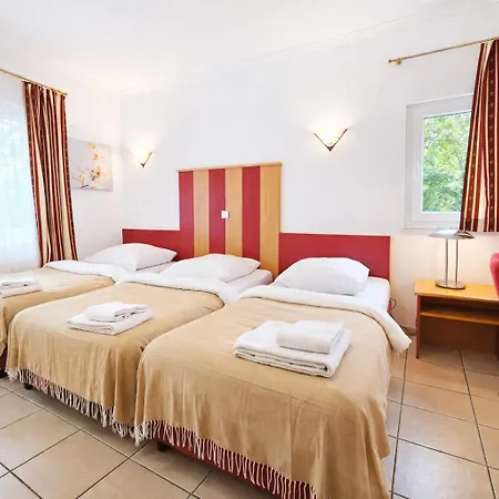 Апартаменты Airport Messe Casa