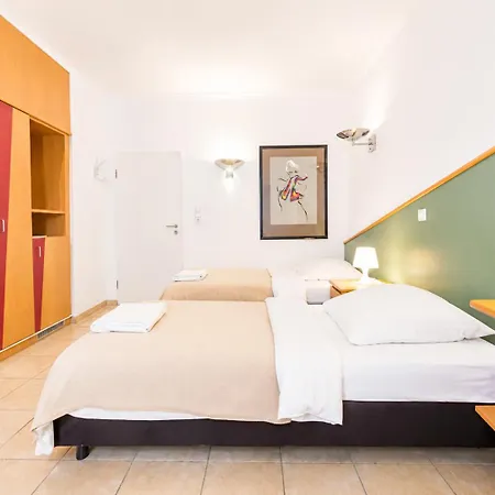 Airport Messe Casa *