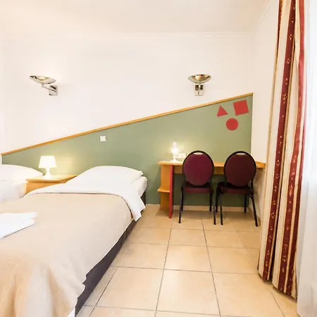 Apartment Airport Messe Casa *