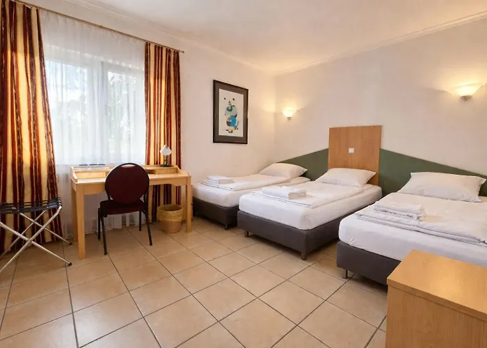 Airport Messe Casa *